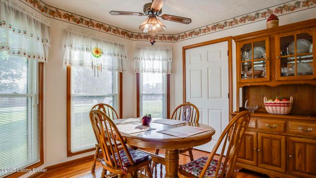 34 Normandy Heights Rd, Taylorsville, KY 40071