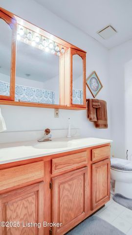 34 Normandy Heights Rd, Taylorsville, KY 40071