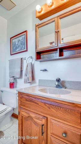 34 Normandy Heights Rd, Taylorsville, KY 40071