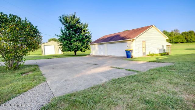 34 Normandy Heights Rd, Taylorsville, KY 40071