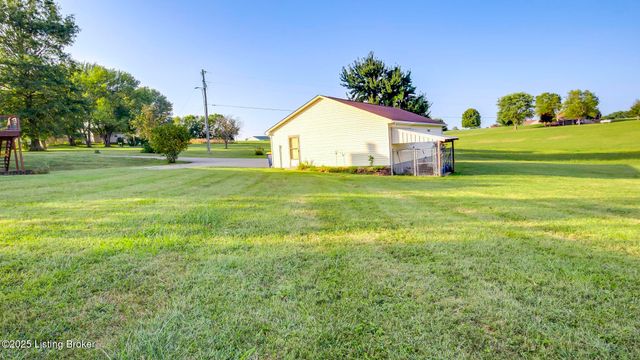 34 Normandy Heights Rd, Taylorsville, KY 40071