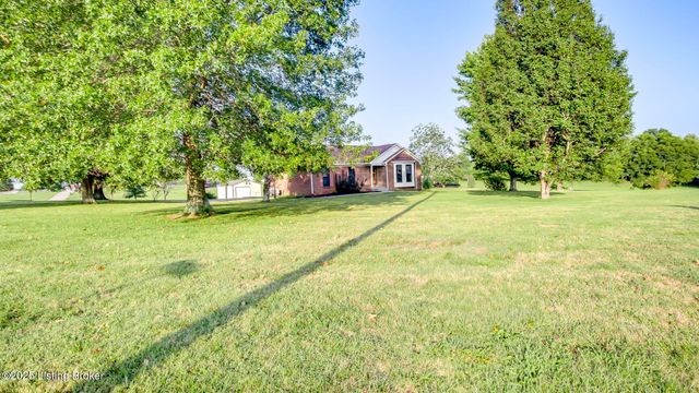 34 Normandy Heights Rd, Taylorsville, KY 40071