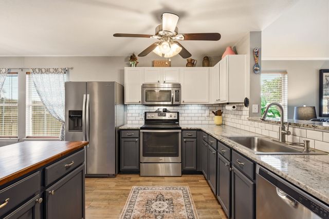 1416 Wenatchee Drive, Krum, TX 76249