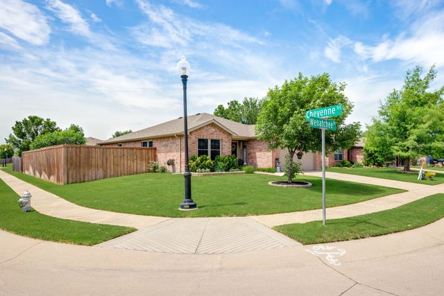 1416 Wenatchee Drive, Krum, TX 76249
