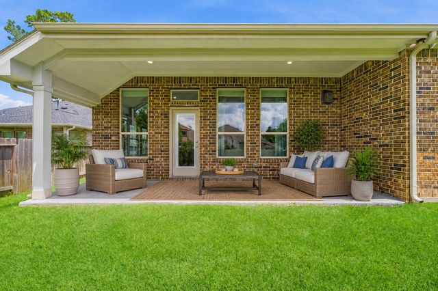 324 Cadela Drive, Montgomery, TX 77316