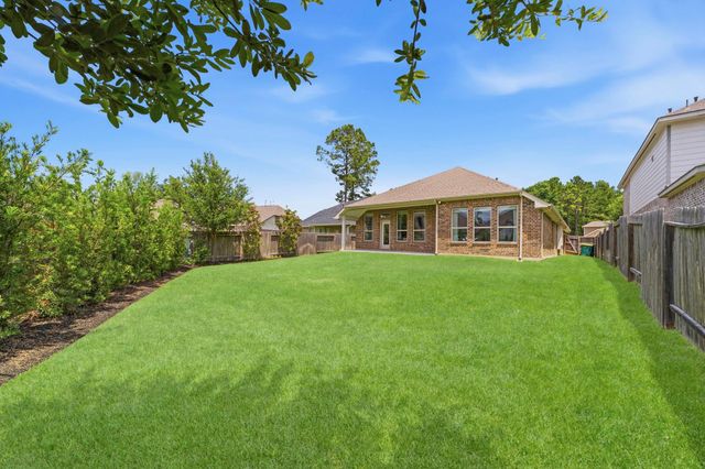 324 Cadela Drive, Montgomery, TX 77316