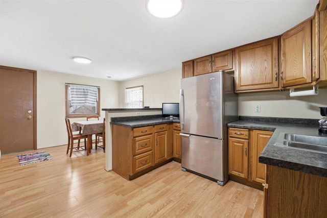 1928 S LAWE STREET, Appleton, WI 54915