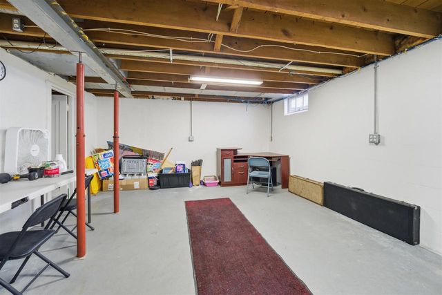 1928 S LAWE STREET, Appleton, WI 54915