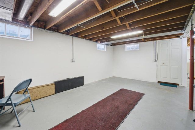 1928 S LAWE STREET, Appleton, WI 54915