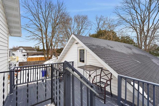 1928 S LAWE STREET, Appleton, WI 54915