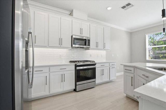 4664 LAGONA LANE, Wesley Chapel, FL 33543