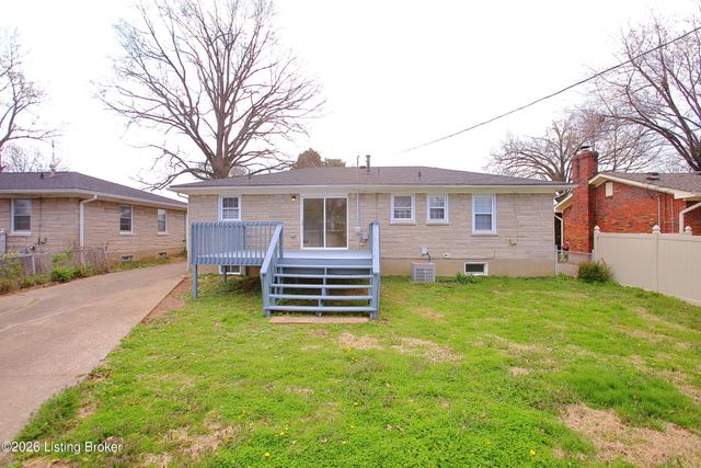 2905 Nepperhan Rd, Louisville, KY 40218