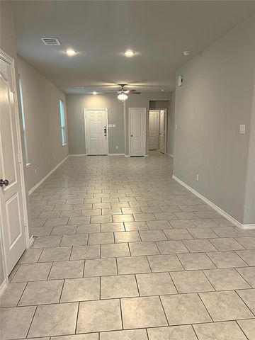 25606 Northpark Palm Drive, Porter, TX 77365