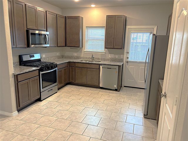 25606 Northpark Palm Drive, Porter, TX 77365