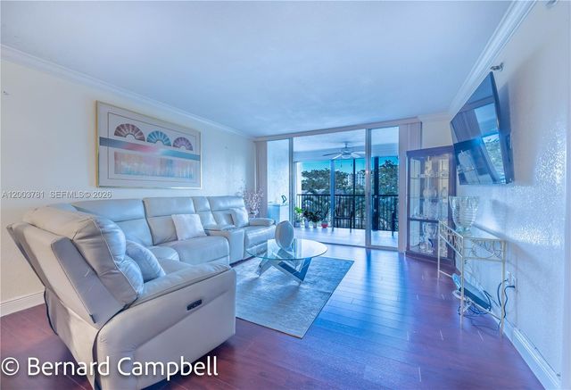 3940 Inverrary Boulevard 403A, Lauderhill, FL 33319