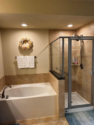 4221 Grassy Pointe Drive 301, Galveston, TX 77554