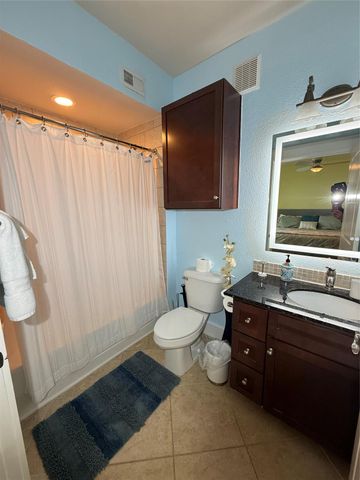 4221 Grassy Pointe Drive 301, Galveston, TX 77554