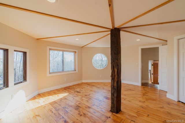 15 Deans Road, Grahamsville, NY 12458