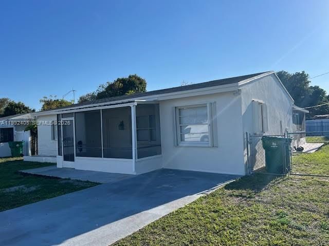 2820 SW 65th Ave, Miramar, FL 33023