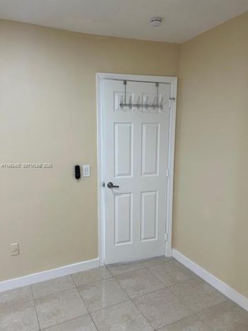 2820 SW 65th Ave, Miramar, FL 33023