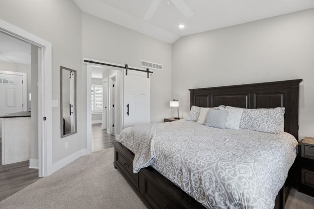 2327 S Chateau, Wichita, KS 67207