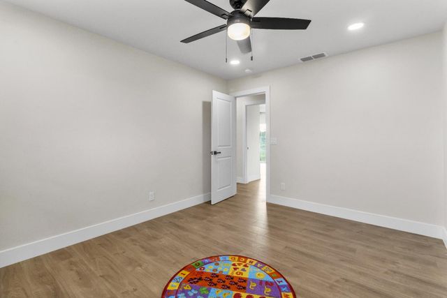 7345 28th St, North Highlands, CA 95660