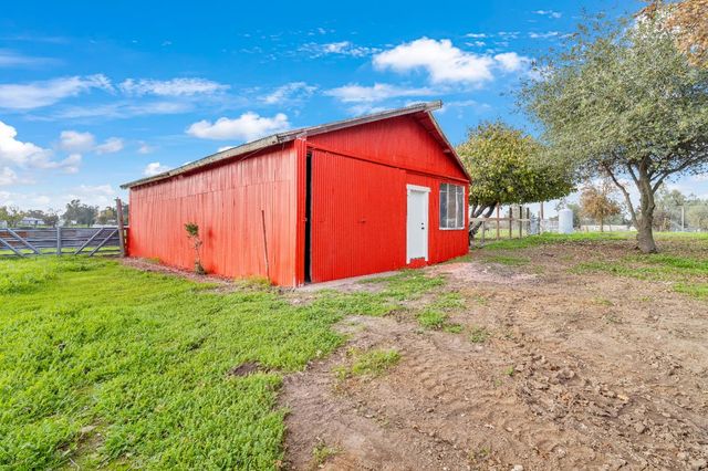 7345 28th St, North Highlands, CA 95660