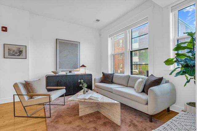 615 W Hancock Street 6, Detroit, MI 48201