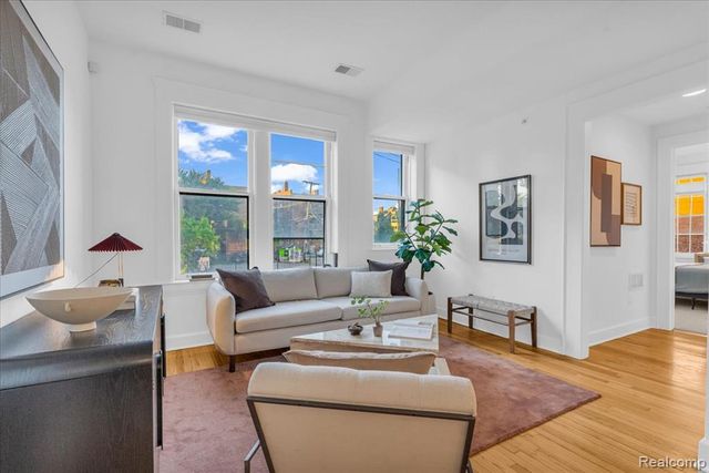 615 W Hancock Street 6, Detroit, MI 48201