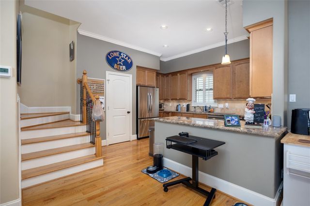 1714 Ovid Street A, Houston, TX 77007