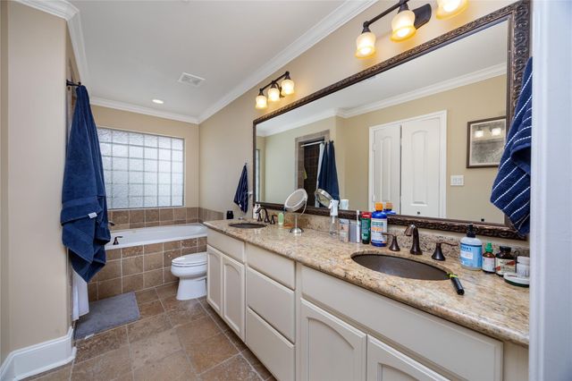 1714 Ovid Street A, Houston, TX 77007