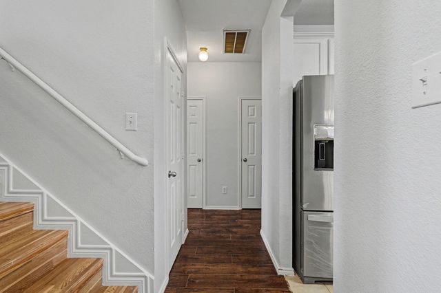 1808 Plymouth Drive, Aubrey, TX 76227