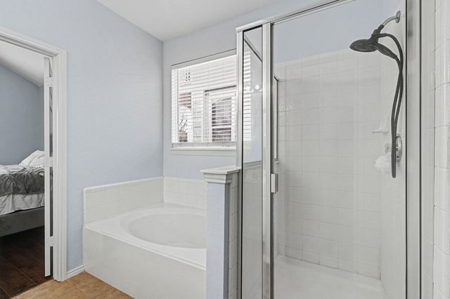 1808 Plymouth Drive, Aubrey, TX 76227