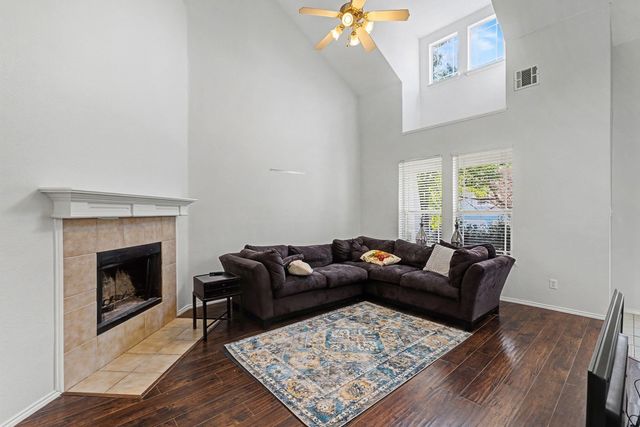 1808 Plymouth Drive, Aubrey, TX 76227