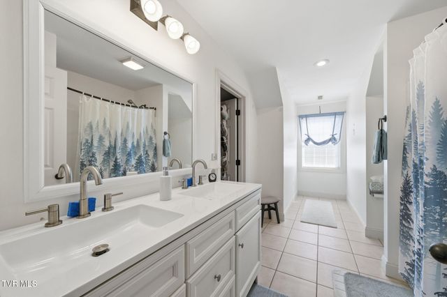 218 Cedar Creek Road 1, Johnson City, TN 37615