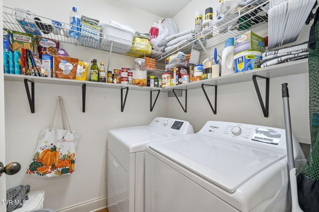 218 Cedar Creek Road 1, Johnson City, TN 37615