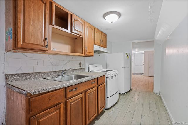 294 Hemlock Street, Brooklyn, NY 11208