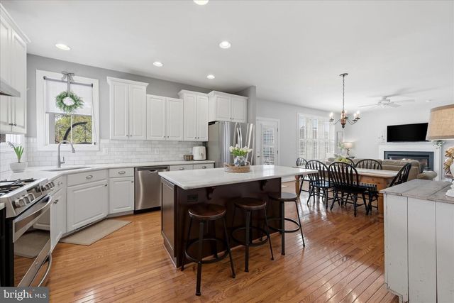117 DESALES DR, Purcellville, VA 20132