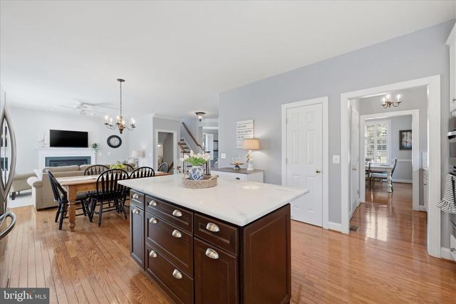 117 DESALES DR, Purcellville, VA 20132