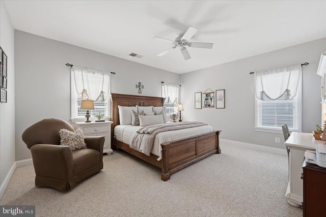 117 DESALES DR, Purcellville, VA 20132