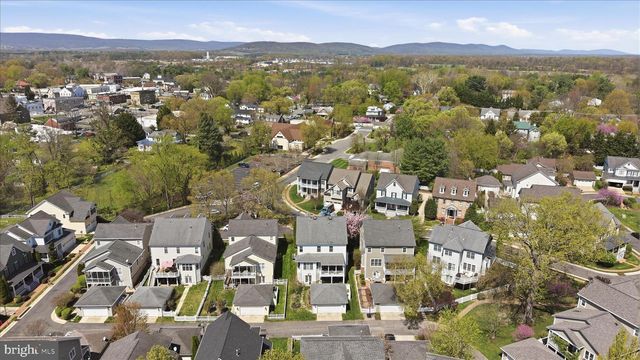 117 DESALES DR, Purcellville, VA 20132