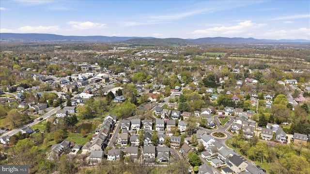 117 DESALES DR, Purcellville, VA 20132