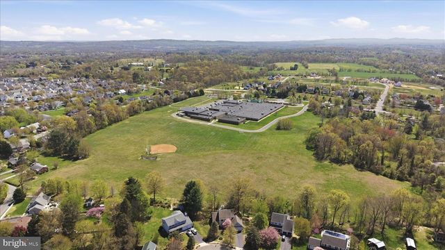 117 DESALES DR, Purcellville, VA 20132