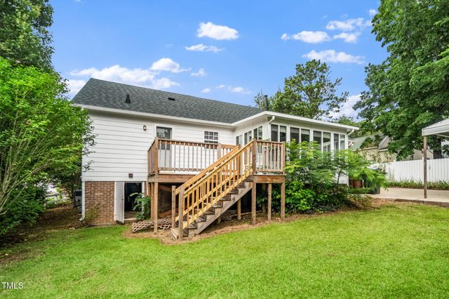 413 S Fayetteville Street, Clayton, NC 27520