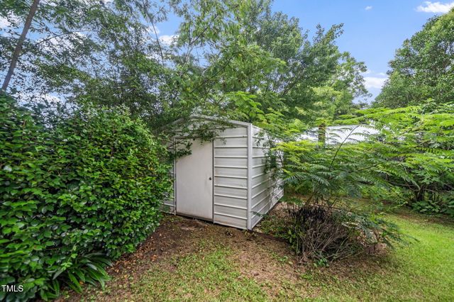 413 S Fayetteville Street, Clayton, NC 27520