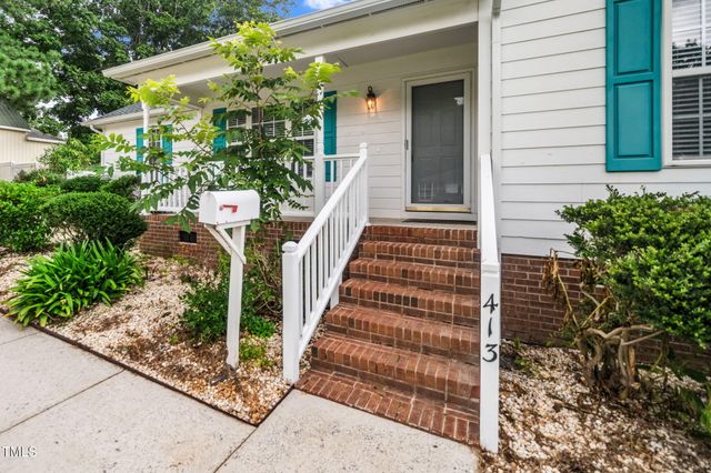 413 S Fayetteville Street, Clayton, NC 27520