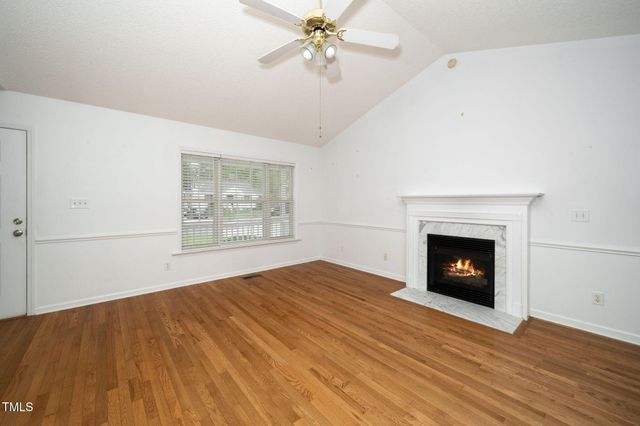 413 S Fayetteville Street, Clayton, NC 27520