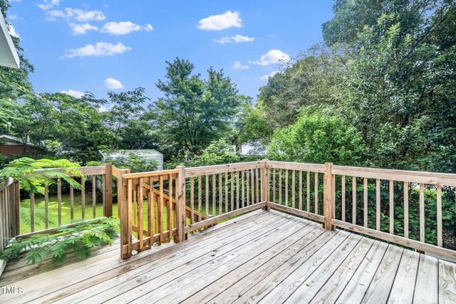 413 S Fayetteville Street, Clayton, NC 27520