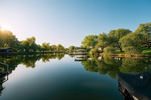 1110 County Road 132a, Kingsland, TX 78639