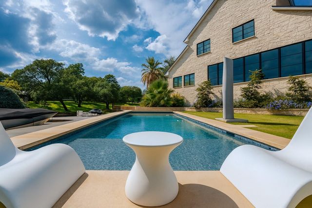 1110 County Road 132a, Kingsland, TX 78639